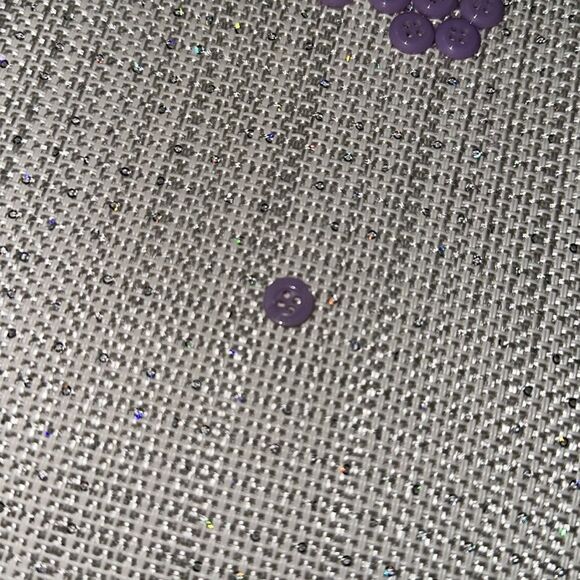 Dana Bachman Lavender Set of 7 blouse buttons - Picture 3 of 4